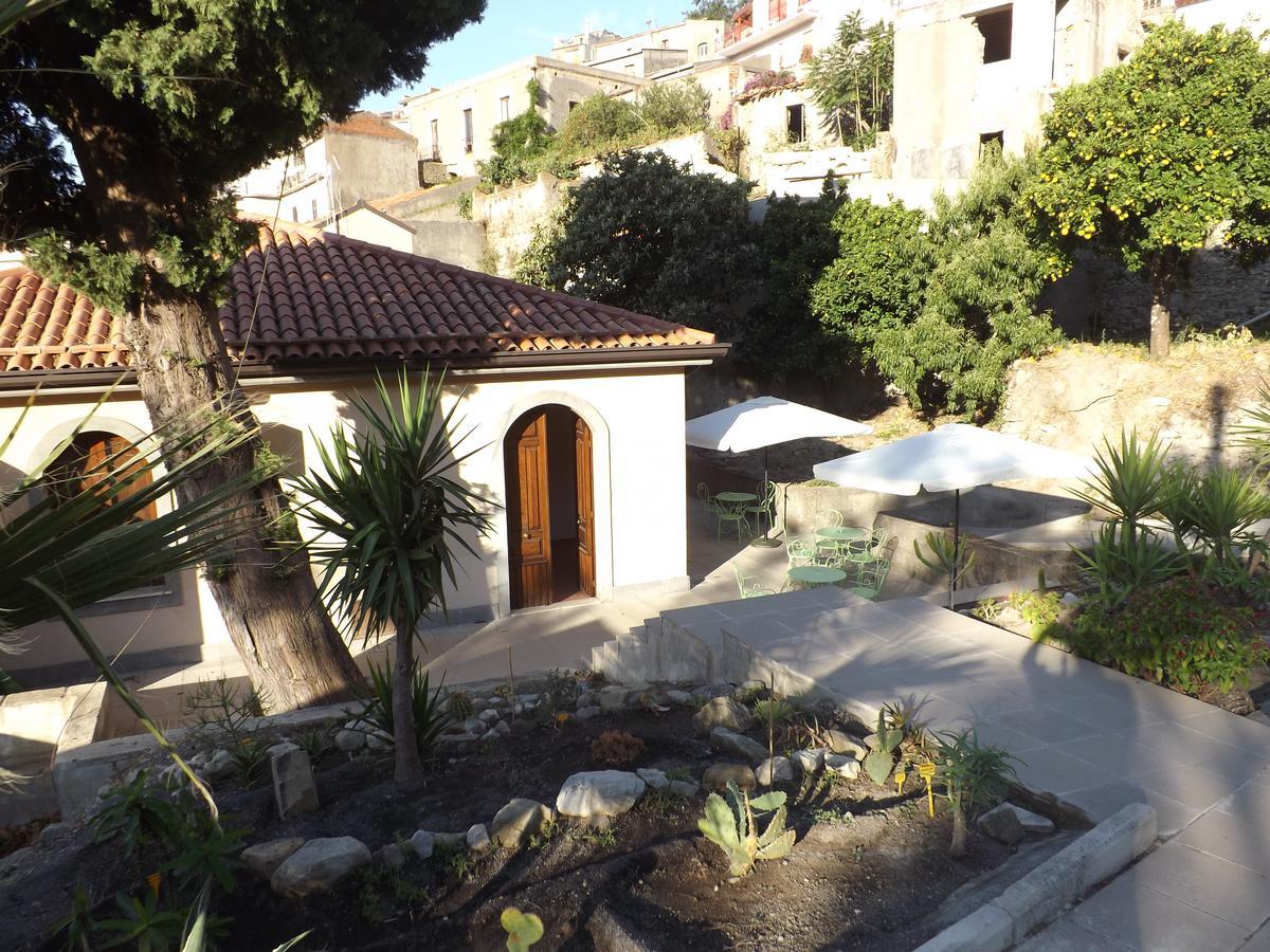 Albergo Diffuso Borgo Gallodoro Exterior photo